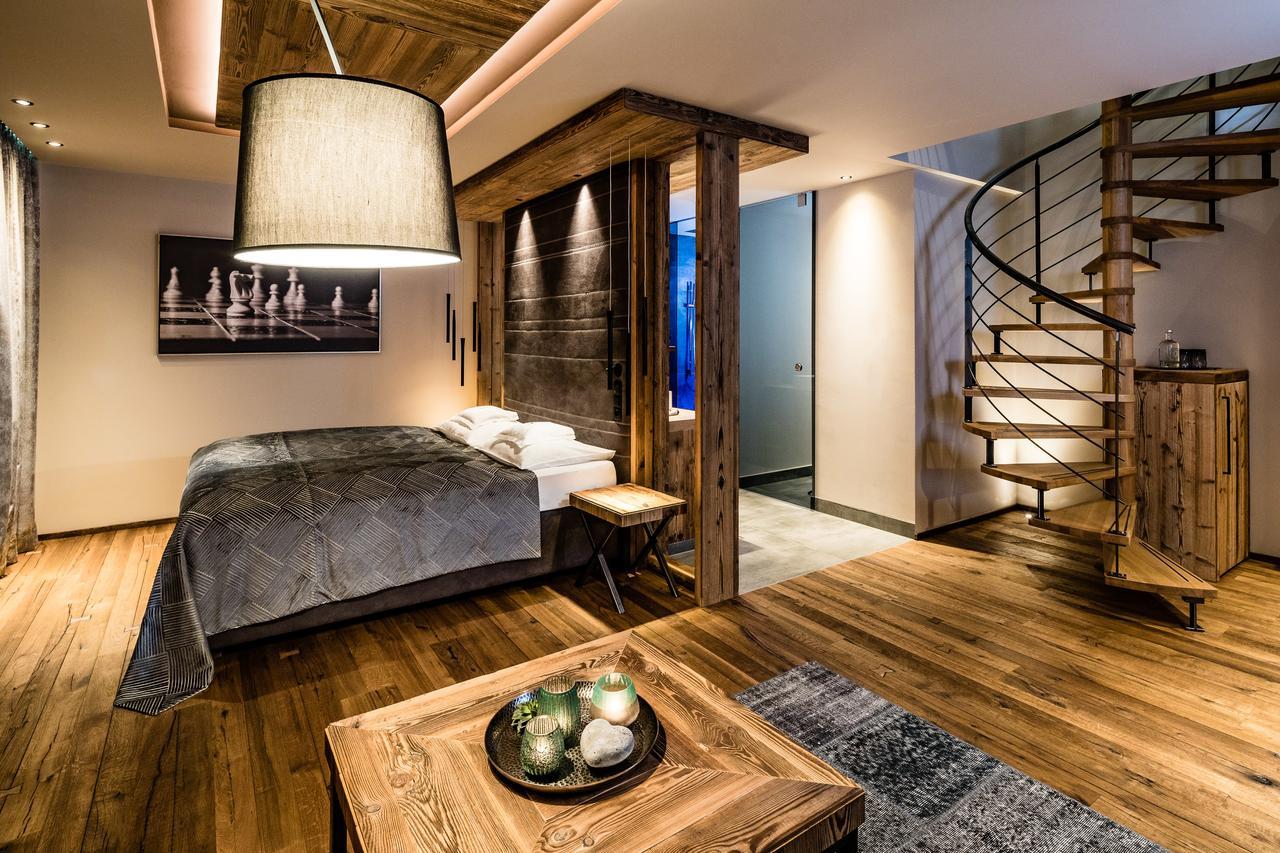 Der Mesnerwirt Hotel Hafling Luaran gambar