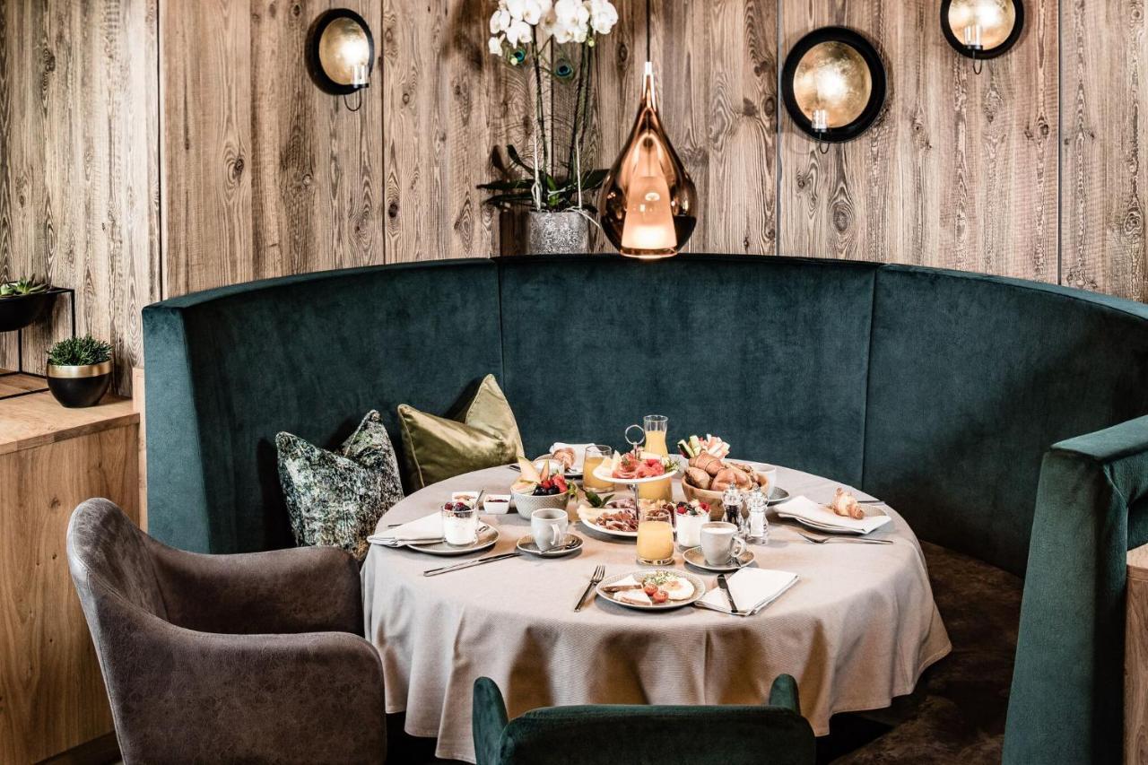 Der Mesnerwirt Hotel Hafling Luaran gambar